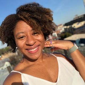 Meet your Posher, Justina